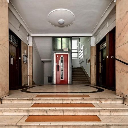 Secret Diamond Of The Parlament Apartment Budapest Exterior photo
